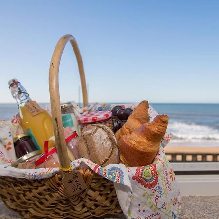 Liiiving In Porto - Luxury Beachfront Apartments Dış mekan fotoğraf