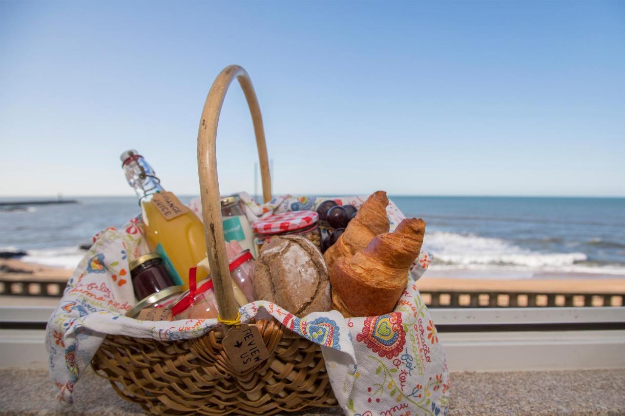Liiiving In Porto - Luxury Beachfront Apartments Dış mekan fotoğraf