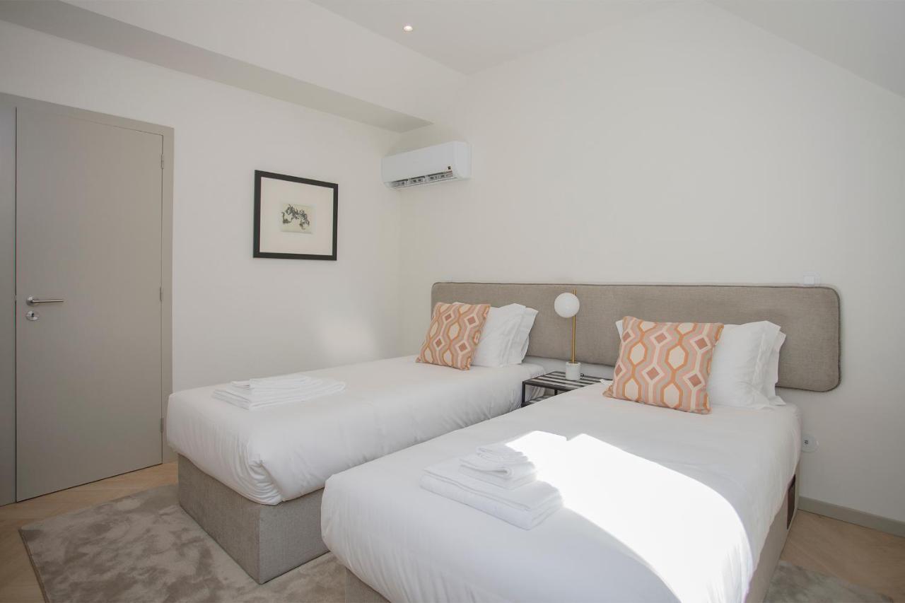 Liiiving In Porto - Luxury Beachfront Apartments Dış mekan fotoğraf