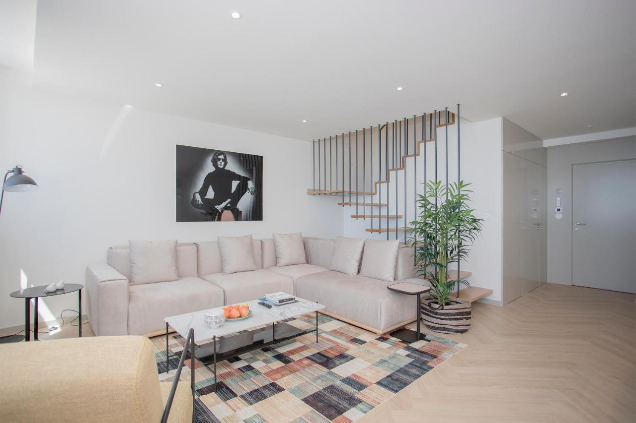Liiiving In Porto - Luxury Beachfront Apartments Dış mekan fotoğraf