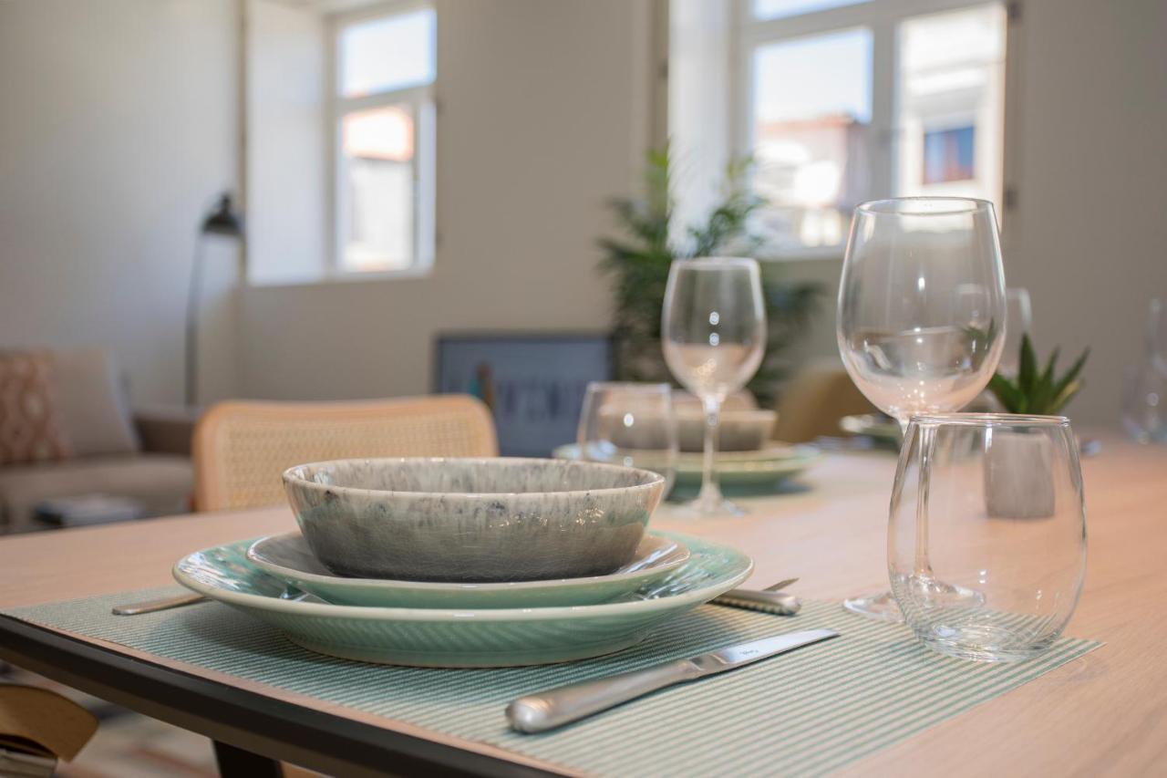 Liiiving In Porto - Luxury Beachfront Apartments Dış mekan fotoğraf
